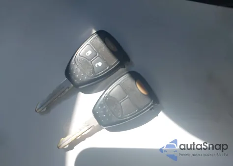 2005 Dodge Caravan Sxt z USA, uszkodzony, nr VIN 1D4GP45R35B414106